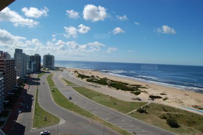 Departamento 3 dormitorios en venta en Punta del Este, Punta del Este