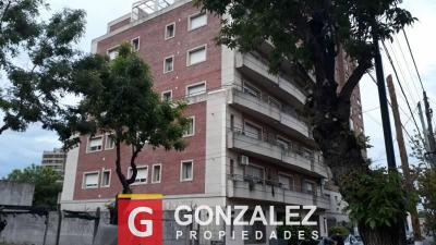 Departamento 3 dormitorios en venta en Pilar Centro, Pilar