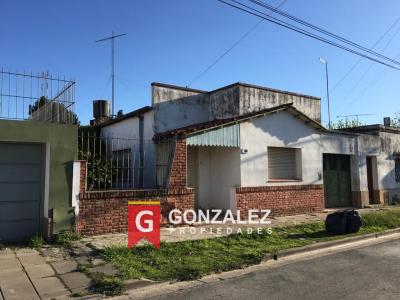 Casa 2 dormitorios en venta en Pilar Centro, Pilar