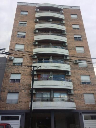 Departamento 1 dormitorios en venta en Lanus Este, Lanus
