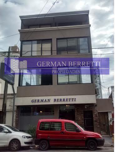 Departamento 1 dormitorios en venta en Lanus Este, Lanus