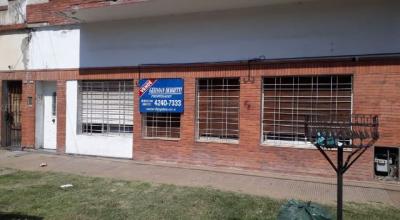 Departamento 2 dormitorios en venta en Lanus Este, Lanus