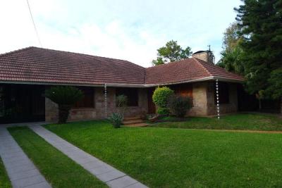 Casa 3 dormitorios en venta en Burzaco, Almirante Brown