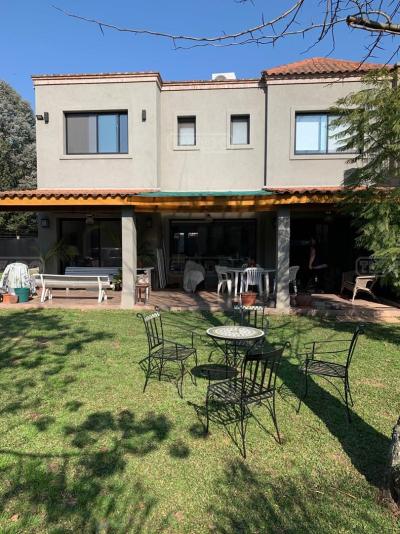Casa 3 dormitorios en venta en Bella Vista, San Miguel