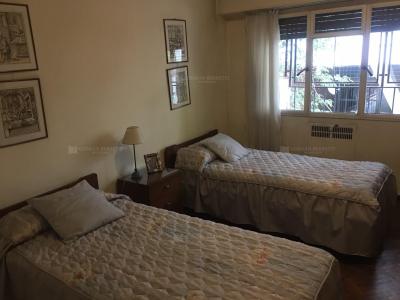 Casa en venta en Villa Gesell