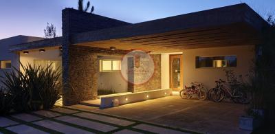 Casa en venta en Brandsen