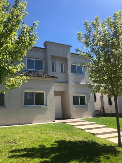 Casa 3 dormitorios en venta en Nordelta, Tigre