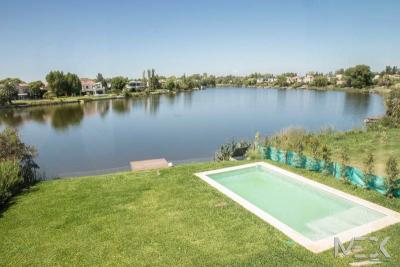 Casa 4 dormitorios en venta en Villanueva, Tigre