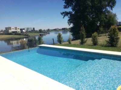 Casa en venta en San Rafael, Villanueva
