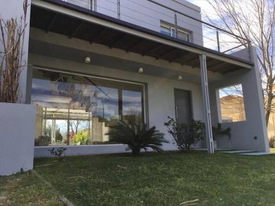 Casa en venta en Los Sauces, Nordelta
