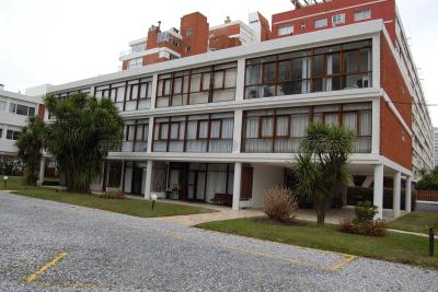 Departamento 3 dormitorios en venta en Punta del Este, Punta del Este