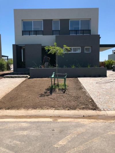 Casa 3 dormitorios en venta en Nordelta, Tigre