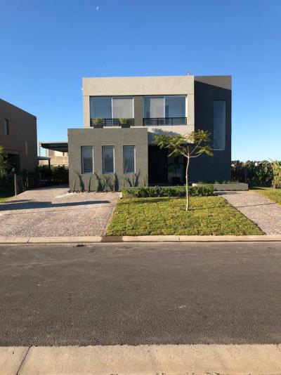 Casa 3 dormitorios en venta en Nordelta, Tigre