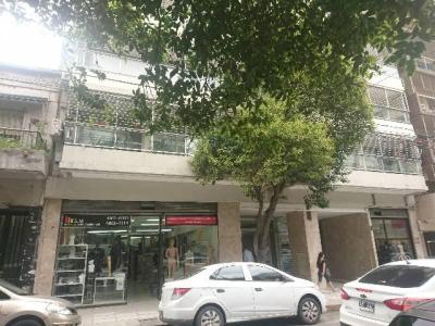 Departamento 4 dormitorios en venta en Once, Ciudad de Buenos Aires