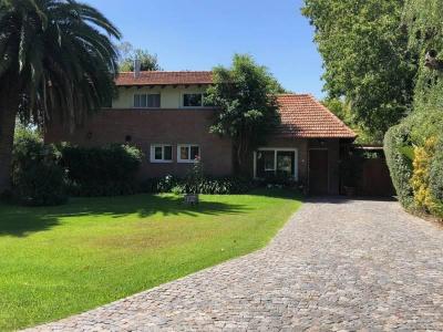 Casa 5 dormitorios en venta en Highland Park CC, Pilar