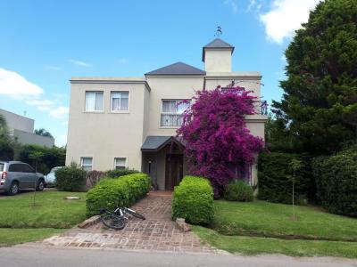 Casa en venta en Campo Grande, Pilar