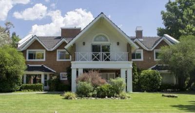 Casa en venta en Highland Park CC, Pilar