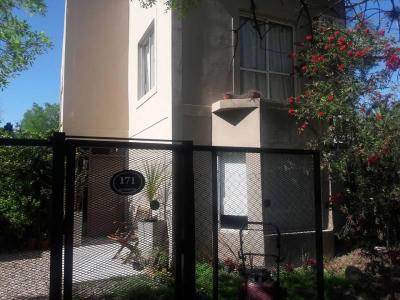 Casa 3 dormitorios en venta en La Nazarena, Pilar