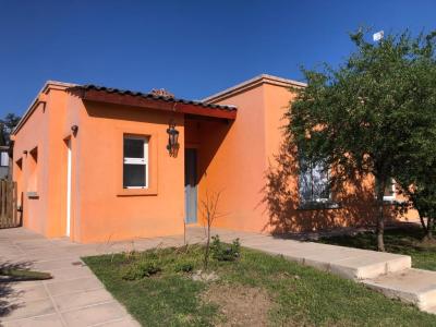 Casa 4 dormitorios en venta en La Agustina, Pilar