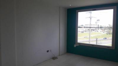 Oficina en venta en Pilar, Pilar