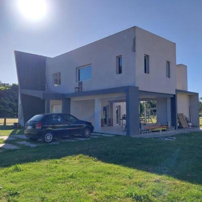 Casa 3 dormitorios en venta en Pilar, Pilar