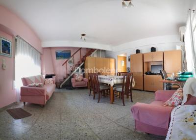 Casa 3 dormitorios en venta en Villa Adelina, San Isidro