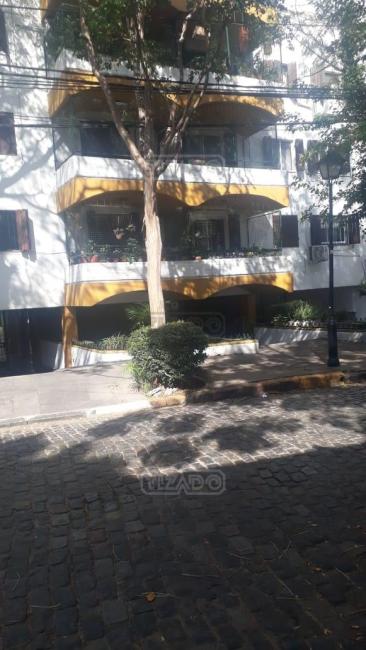 Cochera en venta en San Isidro