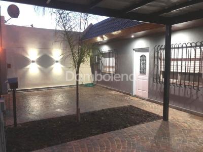 Casa 3 dormitorios en venta en San Antonio De Padua, Merlo