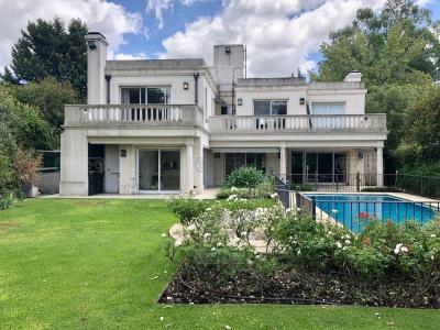 Casa en venta en Highland Park CC, Pilar