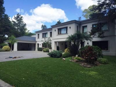 Casa 4 dormitorios en venta en Highland Park CC, Pilar