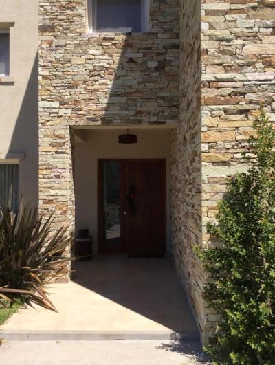 Casa 3 dormitorios en venta en Haras del Pilar, Pilar