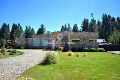 Casa en venta en Dos Valles, Bariloche