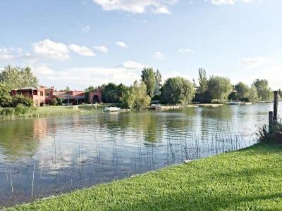 Casa en venta en Santa Barbara, Tigre