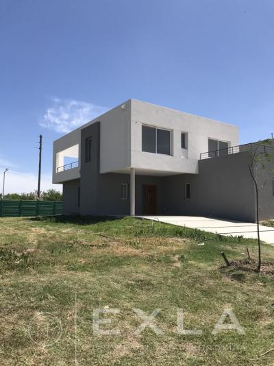 Casa en venta en Castaños, Nordelta