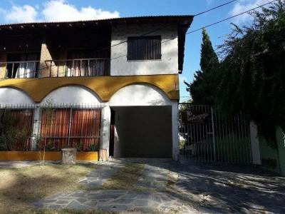 Casa 2 dormitorios en venta en Villa Gesell