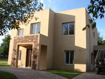 Casa 4 dormitorios en venta en Septiembre, Escobar
