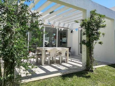 Casa 3 dormitorios en alquiler temporario en Costa Esmeralda