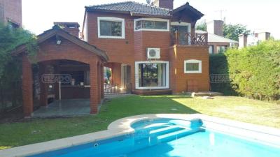 Casa 3 dormitorios en alquiler en Francisco Álvarez, Moreno