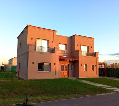 Casa 3 dormitorios en venta en Lagos de Canning, Esteban Echeverria