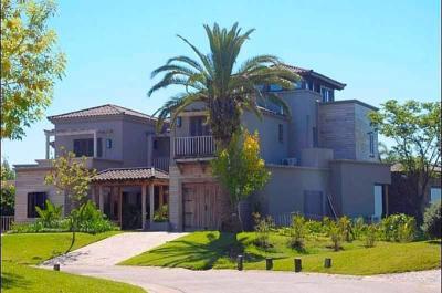 Casa 6 dormitorios en venta en Nordelta, Tigre