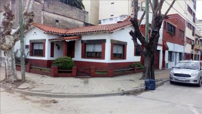 Casa 2 dormitorios en venta en Avellaneda