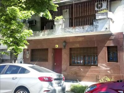 Casa 4 dormitorios en venta en Avellaneda