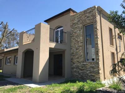 Casa 3 dormitorios en venta en La Cuesta, Pilar