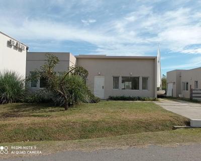 Casa en venta en Los Arces, La Cañada de Pilar