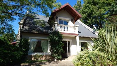 Casa en venta en Larena CC, Pilar
