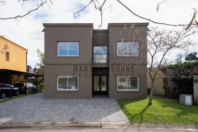 Casa en venta en Las Orquideas, Pilar