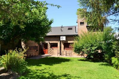 Casa 4 dormitorios en venta en Pilar, Pilar