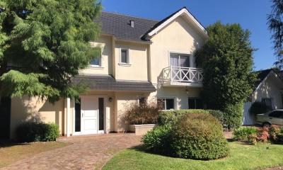 Casa en venta en Haras La Pradera, Pilar
