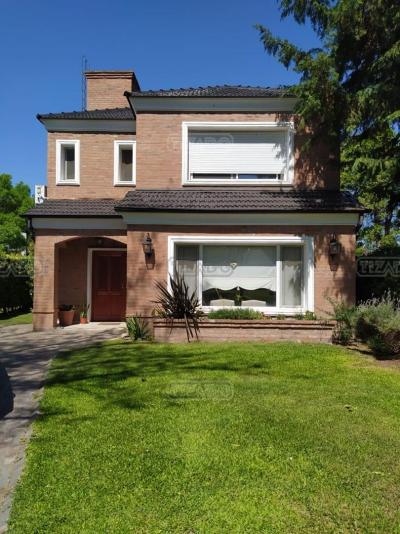 Casa 3 dormitorios en venta en Francisco Álvarez, Moreno