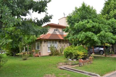 Casa en venta en Larena CC, Pilar